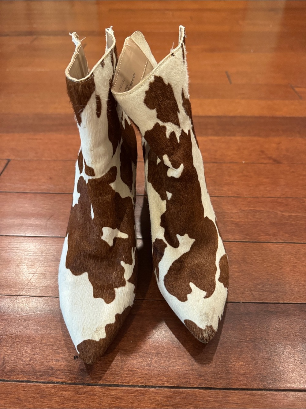 Cowhide Pattern Pointed Toe Ankle Boots - Brown/White